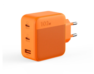 Jackery 102W GaN 3-Port Fast Charger