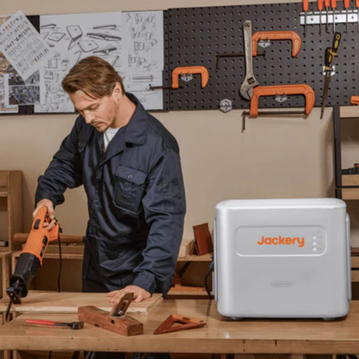 Jackery Navi 2000 Storage - Image 6